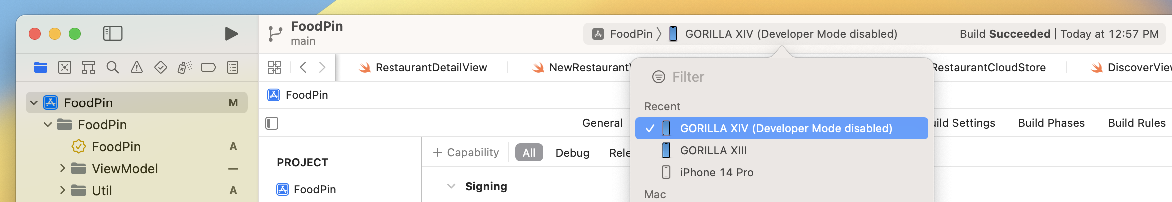 Figure 26-6. iOS device in the Scheme pop-up menu